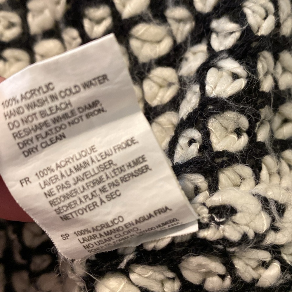 RD Style chunky knit blk and white acrylic cozy sweater med - Picture 8 of 10
